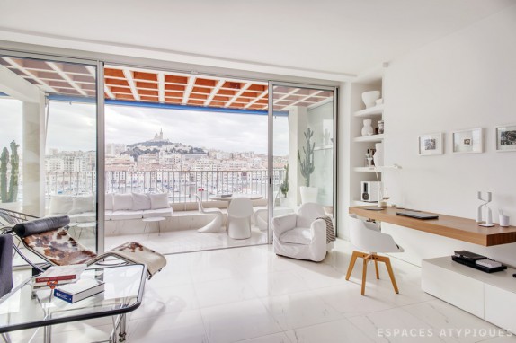 EN IMAGES. A vendre : appartement avec vue imprenable sur Marseille