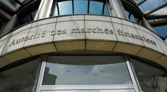 Informations privilégiées: l'AMF prononce deux sanctions de plus de 400.000 euros