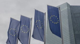 BCE: statu quo sur les taux, Draghi va calmer le jeu sur l'euro