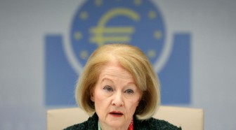 BCE: les banques doivent accélérer la réduction de leurs créances douteuses