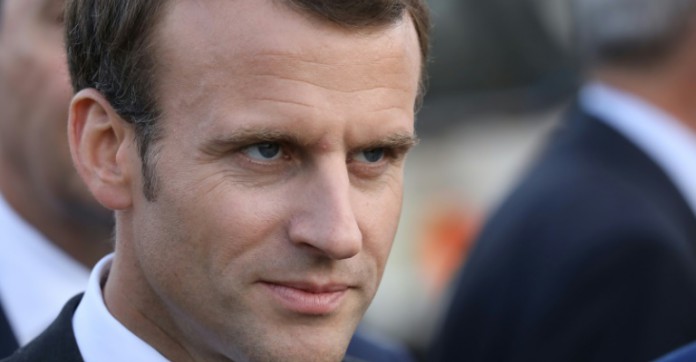 Macron veut supprimer l'"exit tax" dès l'année prochaine
