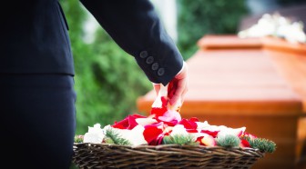 Assurance obsèques : un nouveau contrat destiné aux personnes les plus défavorisées