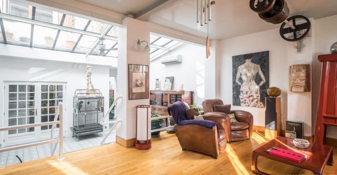 EN IMAGES. A vendre : ancienne usine revisitée en loft