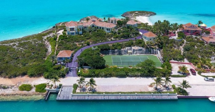 EN IMAGES. A vendre : l'ex villa de Prince dans les Caraïbes