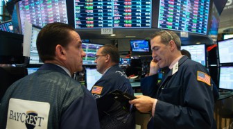 Wall Street portée par des chiffres solides sur l'économie américaine