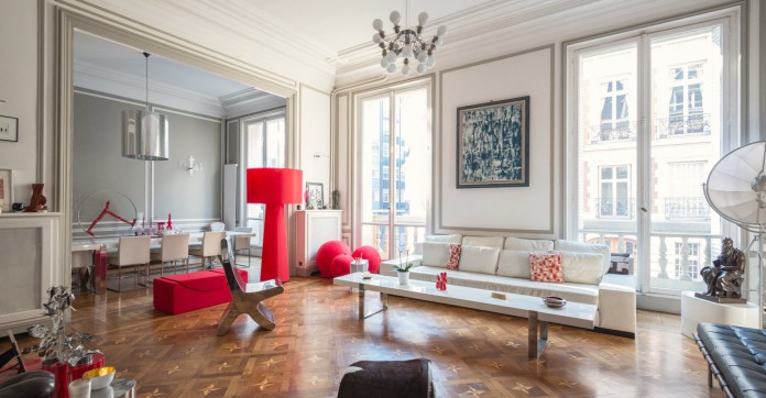 EN IMAGES. A vendre : hôtel particulier parisien aux notes contemporaines