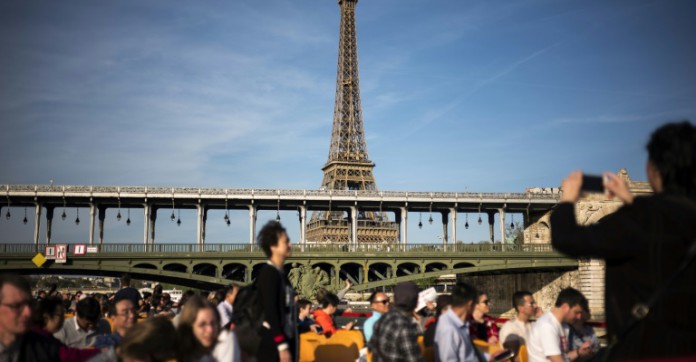 Tourisme/France: bonne fréquentation sur la première moitié de l'année malgré grèves et météo