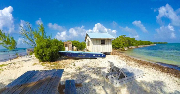 EN IMAGES.  Une île au large des Caraïbes en vente libre sur Ebay à partir de 467.000 euros
