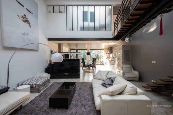 EN IMAGES. A vendre : Loft contemporain dans une ancienne biscuiterie