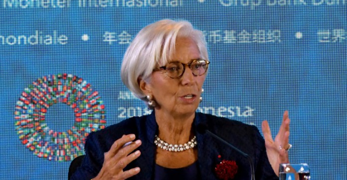 Lagarde justifie les hausses de taux après l'éclat de Trump contre la Fed