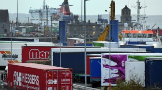 A Holyhead, une liaison maritime cruciale sous la menace du Brexit