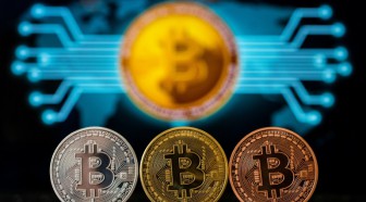 Dixième bougie pour le bitcoin, l'avant-garde des cryptomonnaies