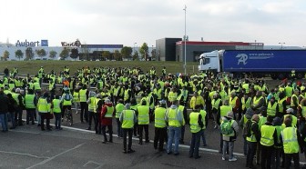 Autoroutes/"gilets jaunes": Vinci renonce à l'argent perdu aux péages