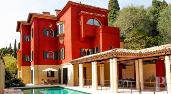 EN IMAGES. À vendre : villa classée monument historique à Menton