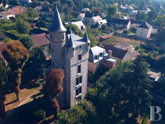 EN IMAGES. À vendre : un donjon où a vécu une reine d'Angleterre