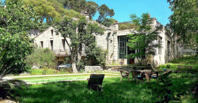 EN IMAGES. A vendre: Ancienne résidence de villégiature d'artiste du 19e siècle