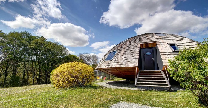 EN IMAGES. À vendre : dôme écologique et moderne