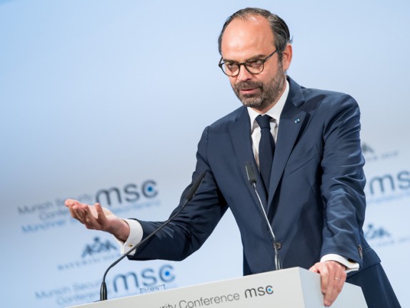 Impôts : Édouard Philippe confirme une baisse d'environ 27 milliards de l'impôt sur le revenu