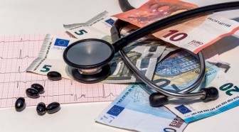 Budget santé : des dépenses en hausse incitent les Français à chercher des alternatives