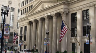 La FED baisse ses taux directeurs, une première depuis 2008