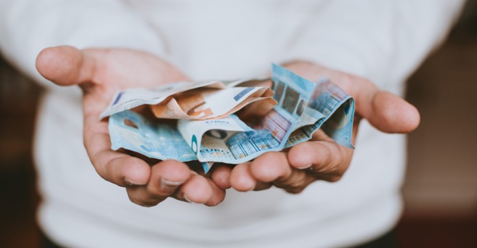 Consommation : et si la BCE vous distribuait de l'argent gratuitement ?