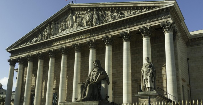 Face à la baisse des taux, les députés cherchent à moderniser l'épargne