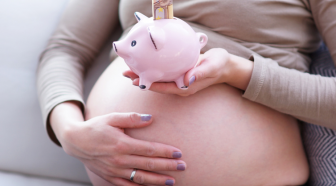 La Caisse d'Epargne lance un Livret A naissance connecté aux réseaux sociaux