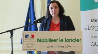 Emmanuelle Cosse donne à son successeur sa vision de la politique logement à mener