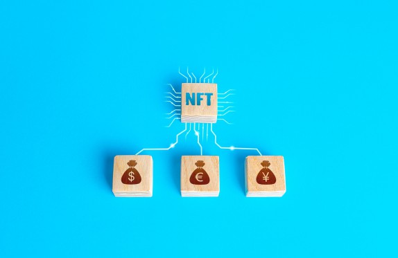 Cryptomonnaie : faut-il miser sur les NFT ?