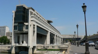 Crédit immobilier : Bercy tape du poing sur la table
