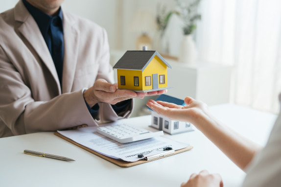 Marché immobilier : ces villes qui ne suivent pas les fluctuations nationales