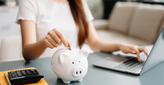 Investir dans l'or et le Bitcoin : sécurité et diversification