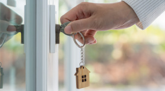 Pression immobilière dans les communes touristiques : un défi grandissant