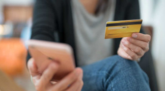 Paiements du quotidien : comment les usages ont basculé en 2024