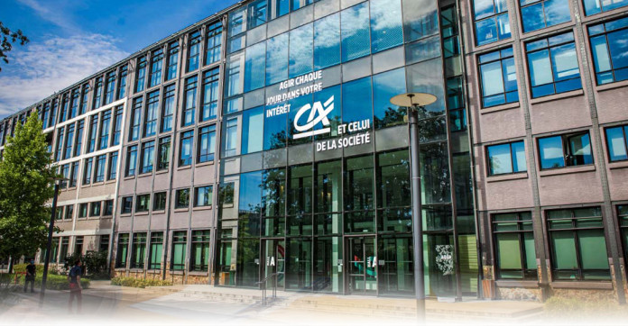 Crédit immobilier 100 % en ligne : le Crédit Agricole défie les néobanques