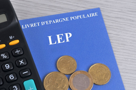Épargne réglementée 2026 : vers un ajustement majeur des rendements du LEP et du Livret A