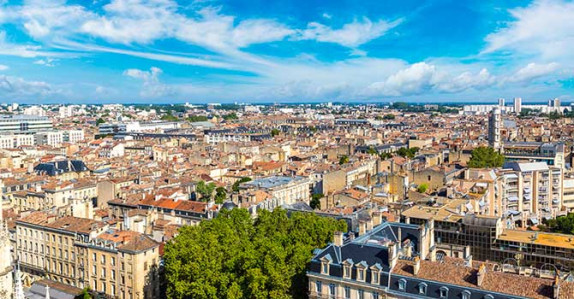 Quand le prix du mètre carré dicte le nombre de bébés en France