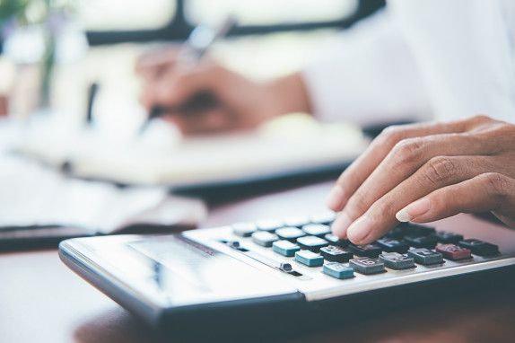 Pouvoir d'achat : un projet de retrait exonéré sur l'épargne des salariés