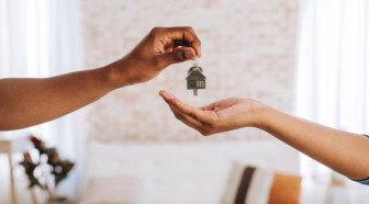 Réforme de la location saisonnière : l'immatriculation SIRET sous haute surveillance en 2026