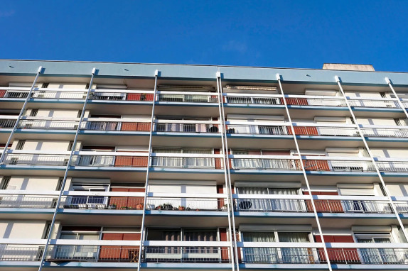 Révision des quotas de logements sociaux : un assouplissement gouvernemental qui divise