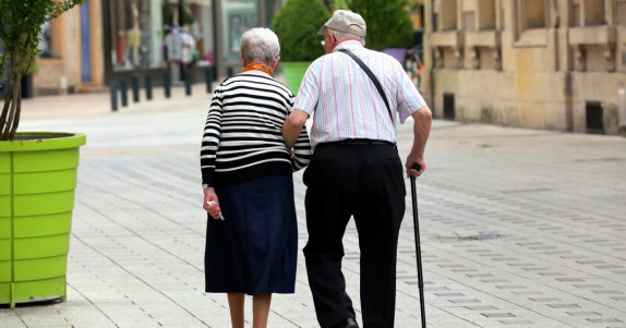 Vieillissement démographique : le nouveau moteur de la consommation selon l'Observatoire Cetelem