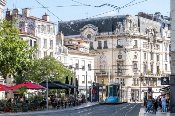 Pouvoir d'achat immobilier : panorama des communes françaises accessibles par palier budgétaire