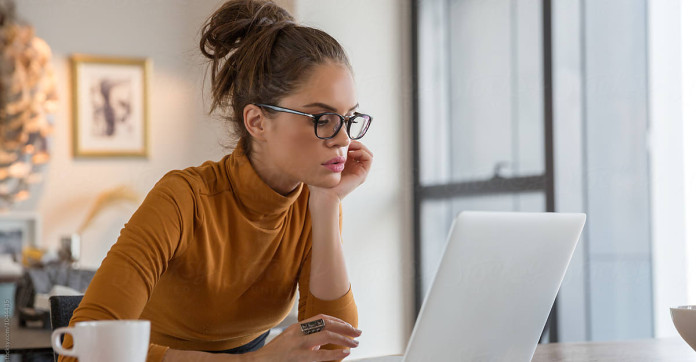 Comportements financiers : les défis de l'autonomie et de l'épargne au féminin