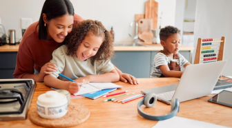 Rentrée scolaire 2026 : revalorisation de l'ARS et conditions d'attribution pour les familles