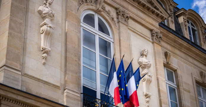 Crise des carburants : le lancement du Prêt Flash pour soutenir les entreprises face à l'inflation énergétique
