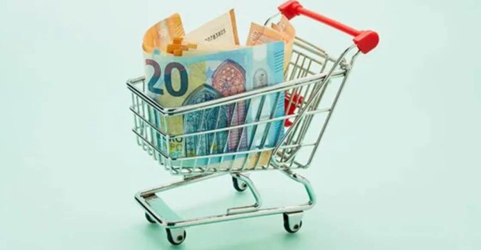 Pouvoir d'achat : l'inflation persistante devrait provoquer une revalorisation automatique du Smic en 2026