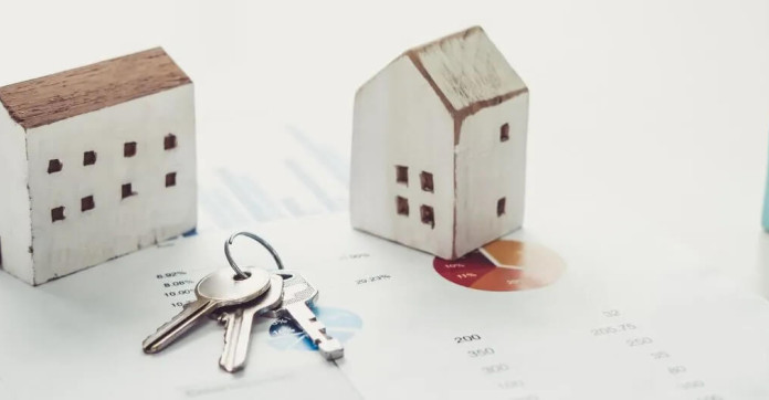Politique du logement : l'économiste Pierre Sabatier dénonce une fiscalité immobilière contre-productive