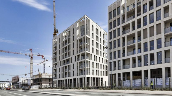 Immobilier neuf : le double choc des taux et des prix paralyse les lancements de chantiers
