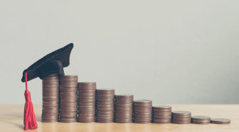 Financement des études : le Crédit Agricole reconduit son prêt à 1,99 % sans caution parentale