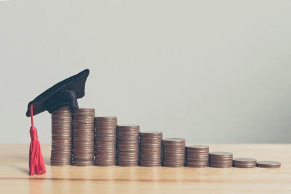 Financement des études : le Crédit Agricole reconduit son prêt à 1,99 % sans caution parentale
